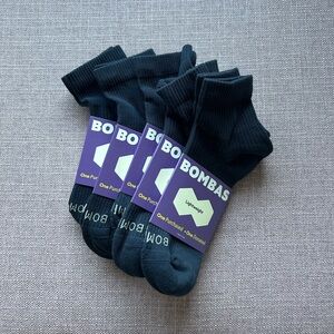 NWT 5 Pair Bombas Lightweight Rib Quarter Socks Navy Blue Size Medium (Men 6-9)